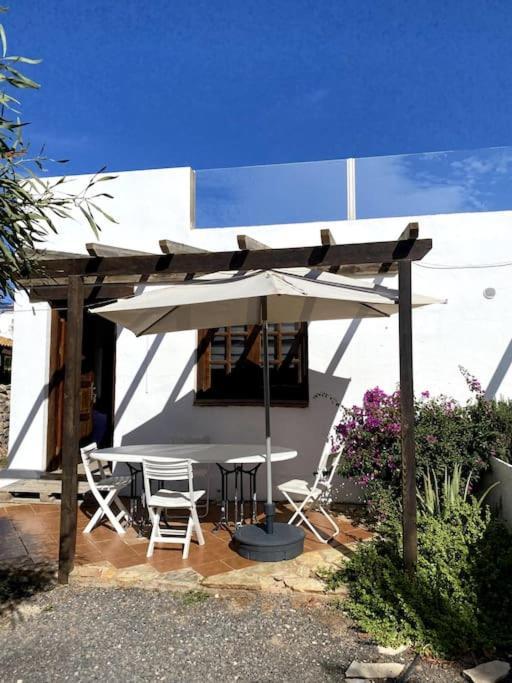 Orange House, Surf&Yoga Lajares Vila Exterior foto